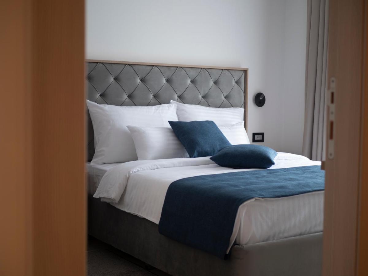 Hotel Idila Budva Exteriör bild